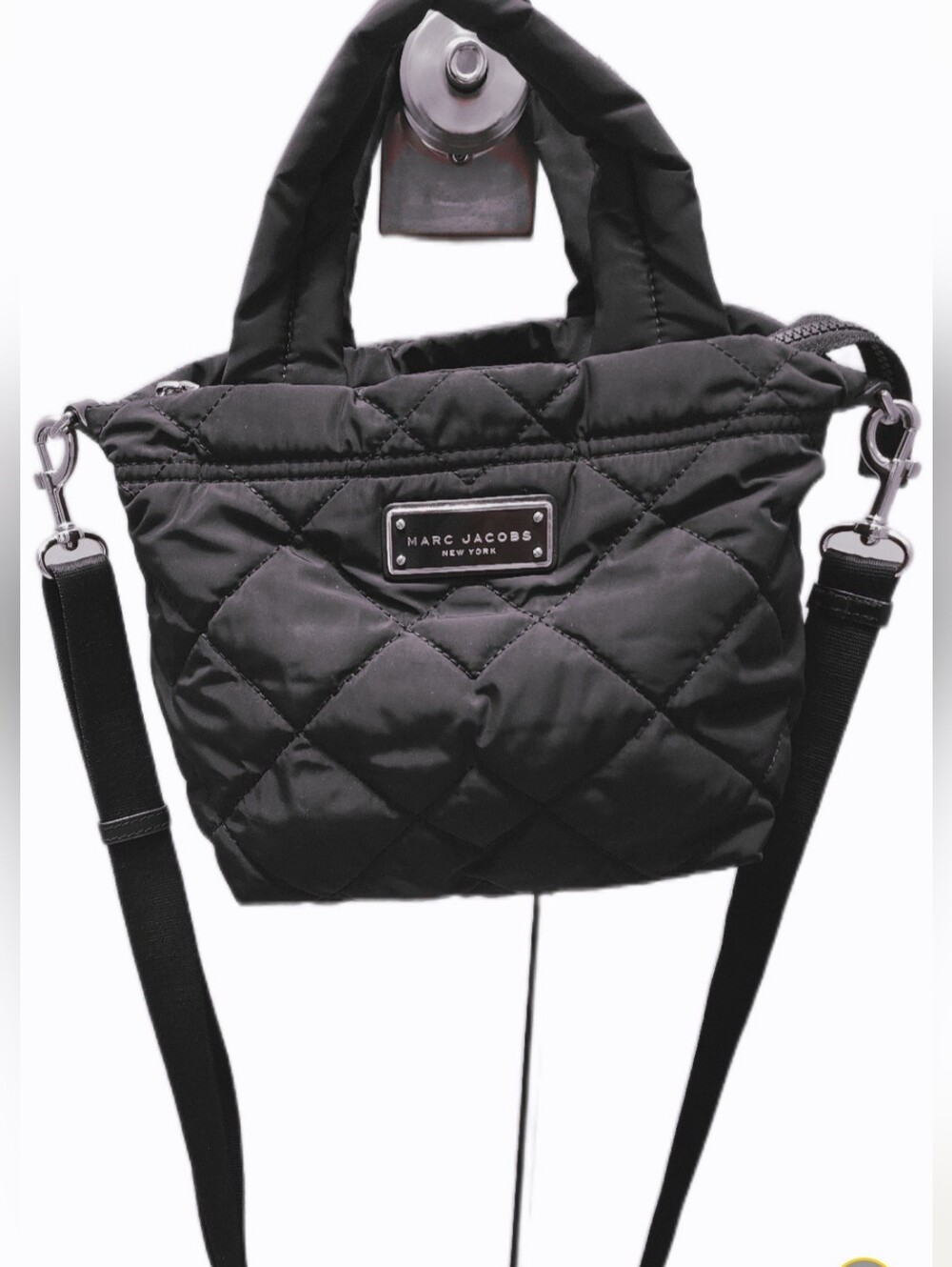 MARC JACOBS QUILTED NYLON HANDBAG WITH ADJUSTABLE CROSSBODY STRAP